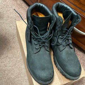 Mens Black timberland size 10 pre-owned